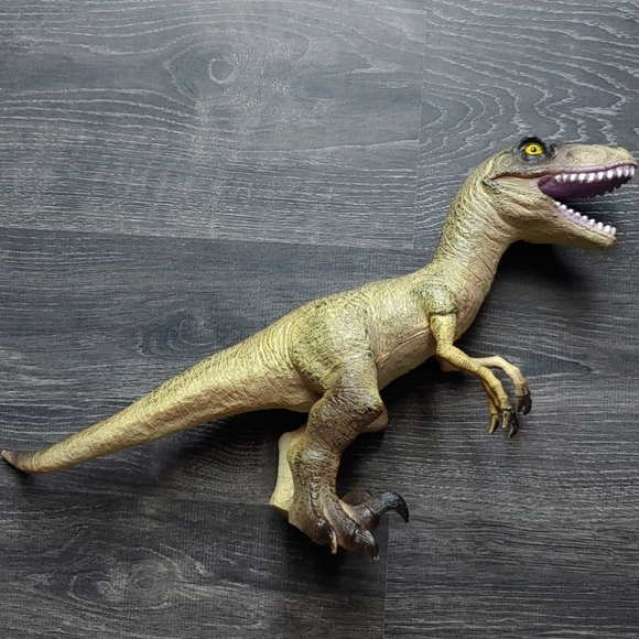 Bundle of four Maidenhead dinosaurs - Picture 2 of 5